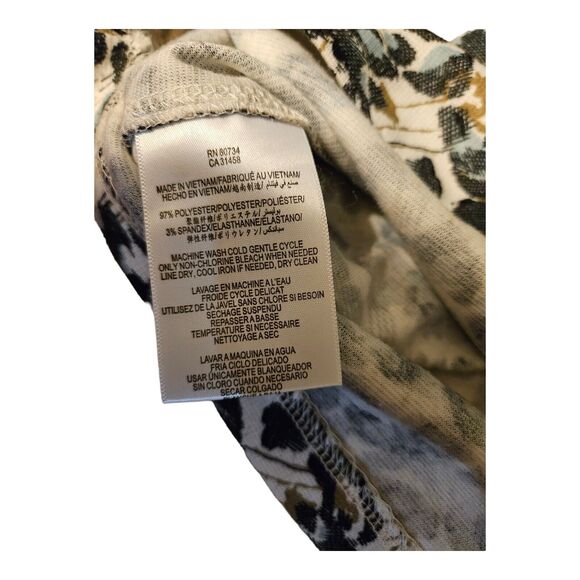 BCBGeneration Small Floral Mini Skirt - Picture 4 of 7